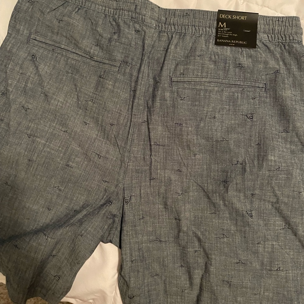 Banana Republic 8.5” Seam Men’s Deck Short